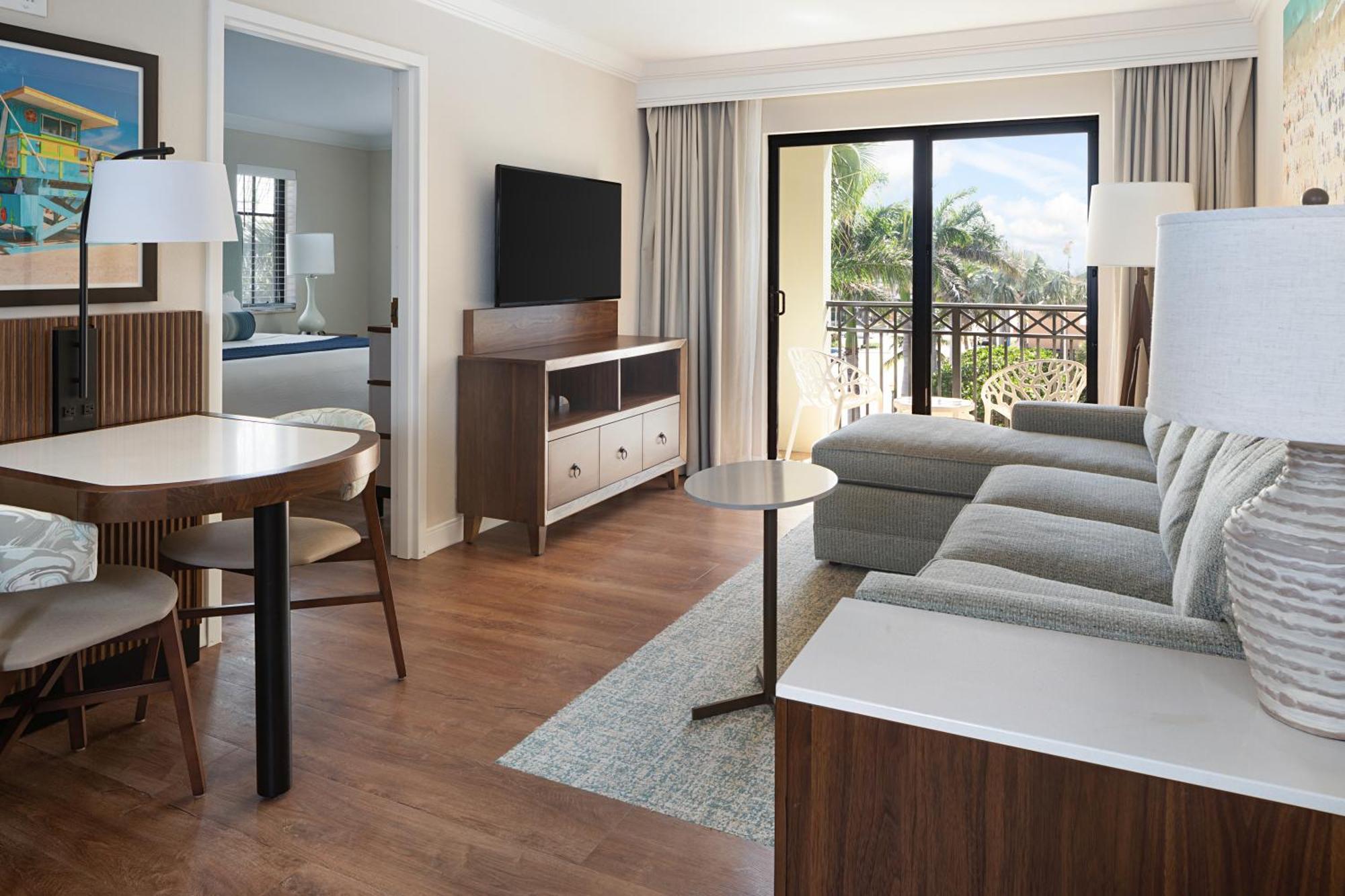 The Atlantic Suites On The Ave Делрей Бийч Екстериор снимка